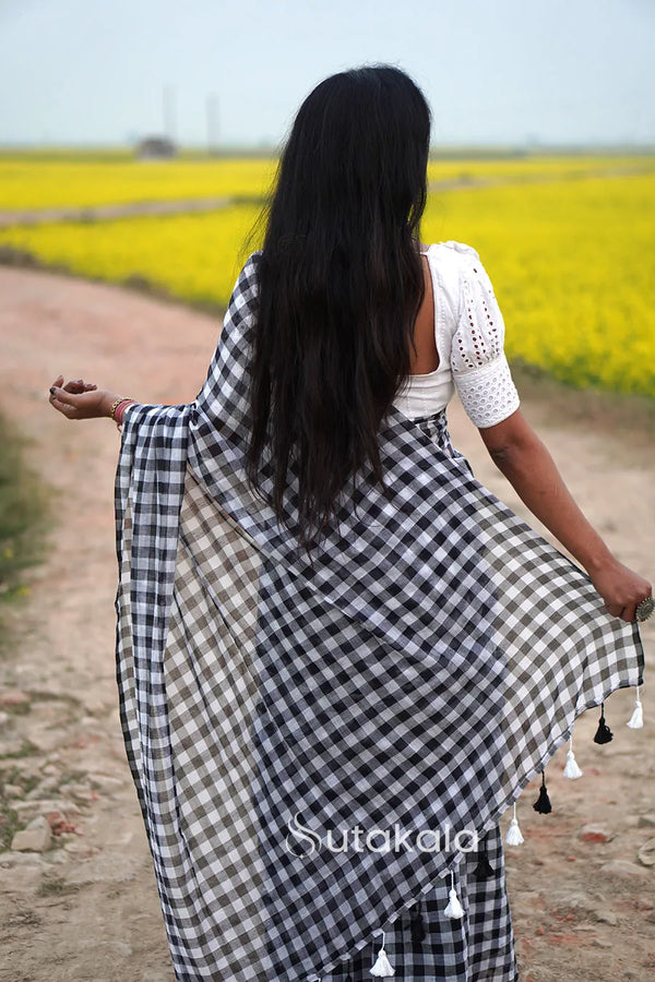 Black & White Checked Cotton Saree with Tassel Pallu