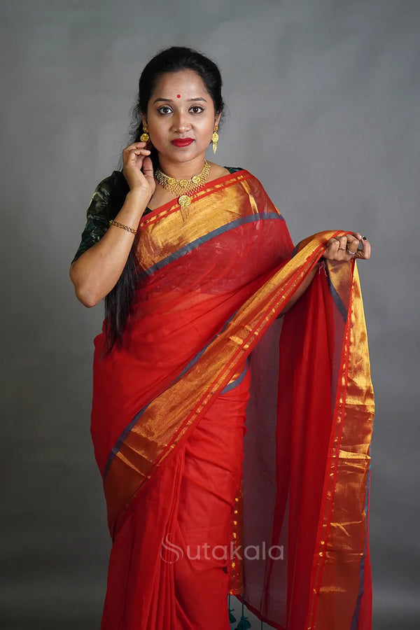 Red Cotton Saree with Golden Border & Elegant Thread Work