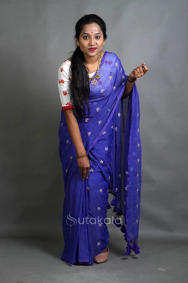 Blue Mul Cotton Saree with All-Over Floral Thread Work
